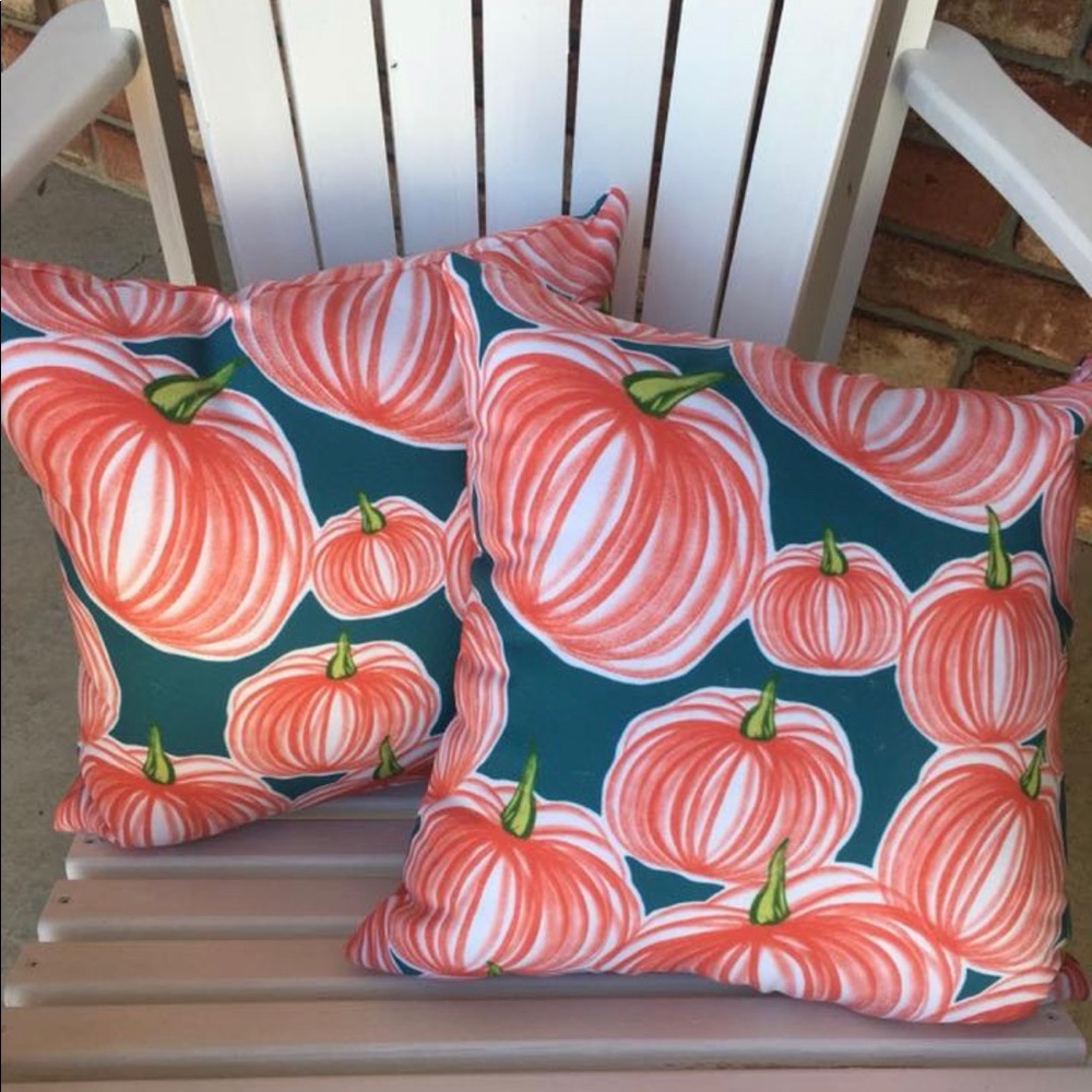 Outdoor Pumpkin Throw Pillows
